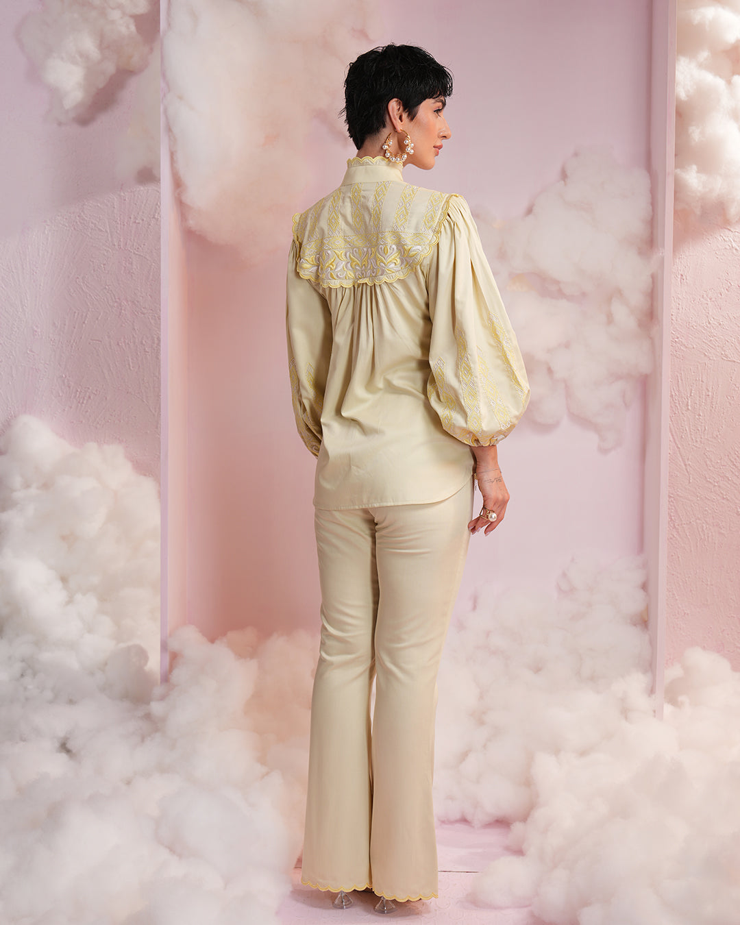 Cosmic whispers (Lemon)