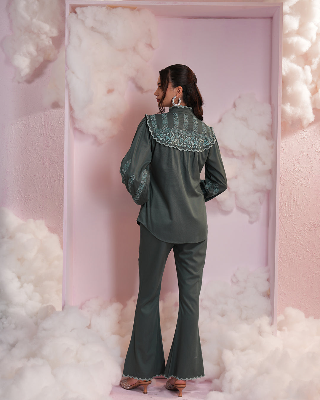 Cosmic whispers (Bottle Green)