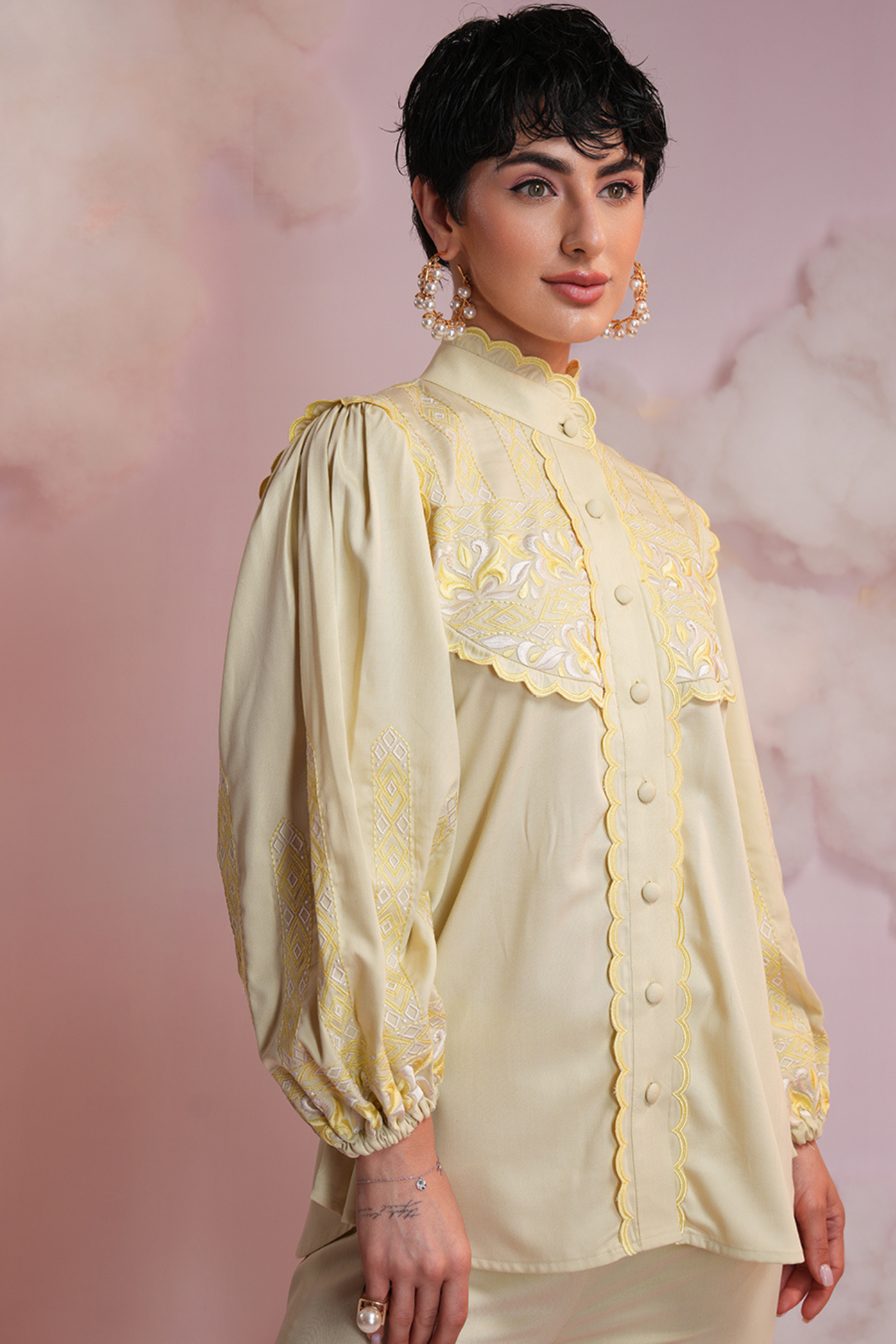 Cosmic whispers (Lemon)